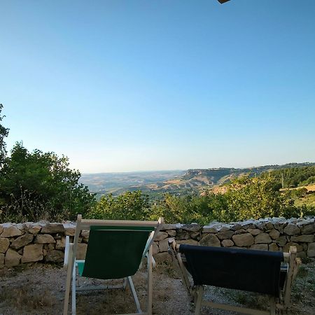 La Casa Dalle Finestre Blu Abbateggio ภายนอก รูปภาพ