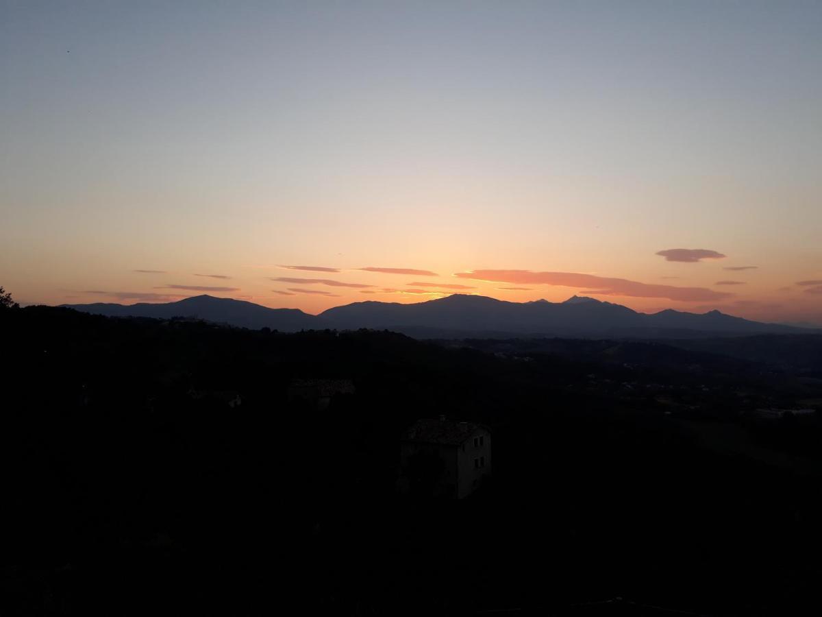 La Casa Dalle Finestre Blu Abbateggio ภายนอก รูปภาพ
