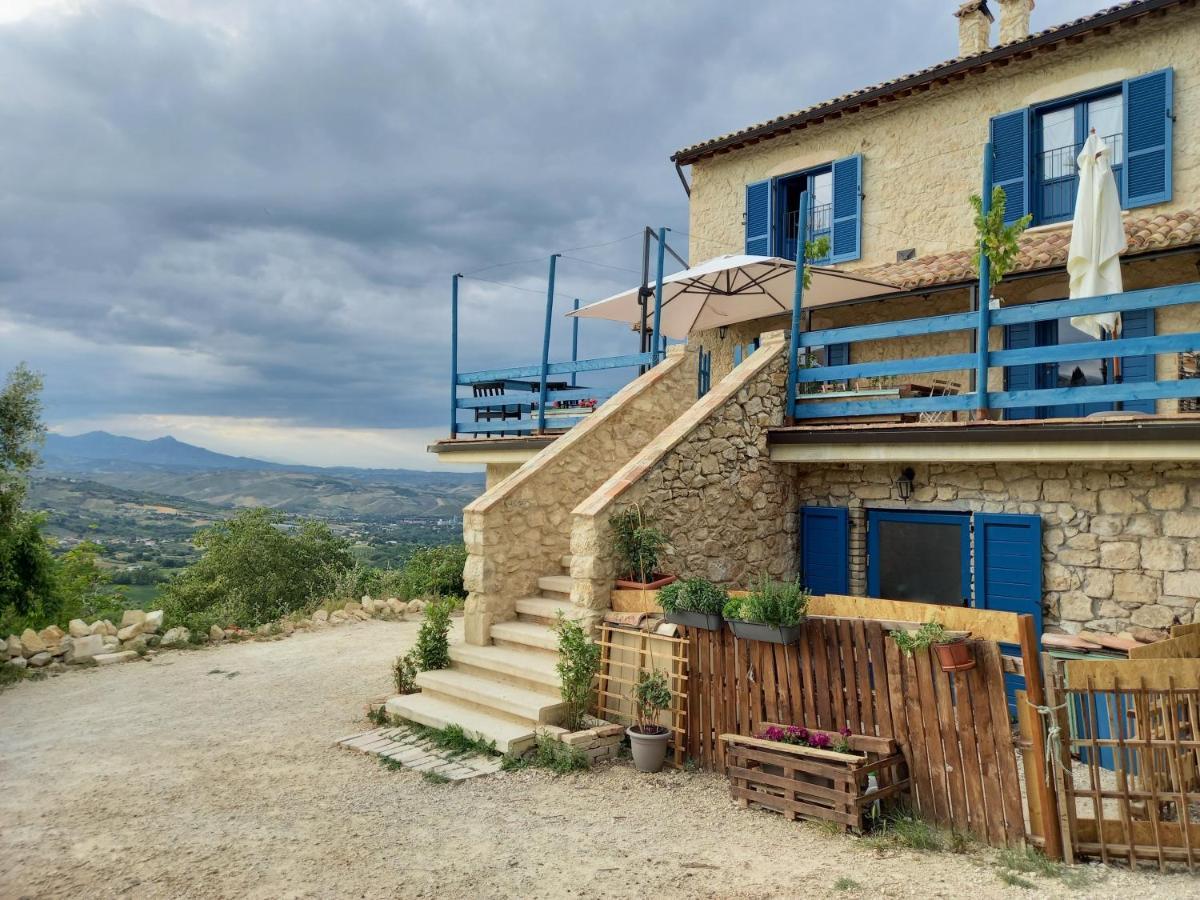 La Casa Dalle Finestre Blu Abbateggio ภายนอก รูปภาพ