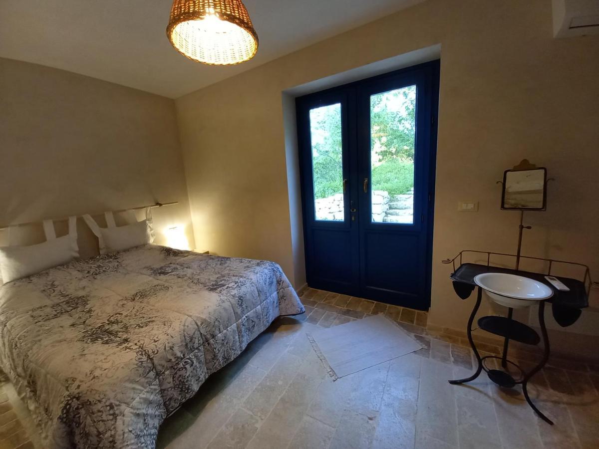 La Casa Dalle Finestre Blu Abbateggio ภายนอก รูปภาพ