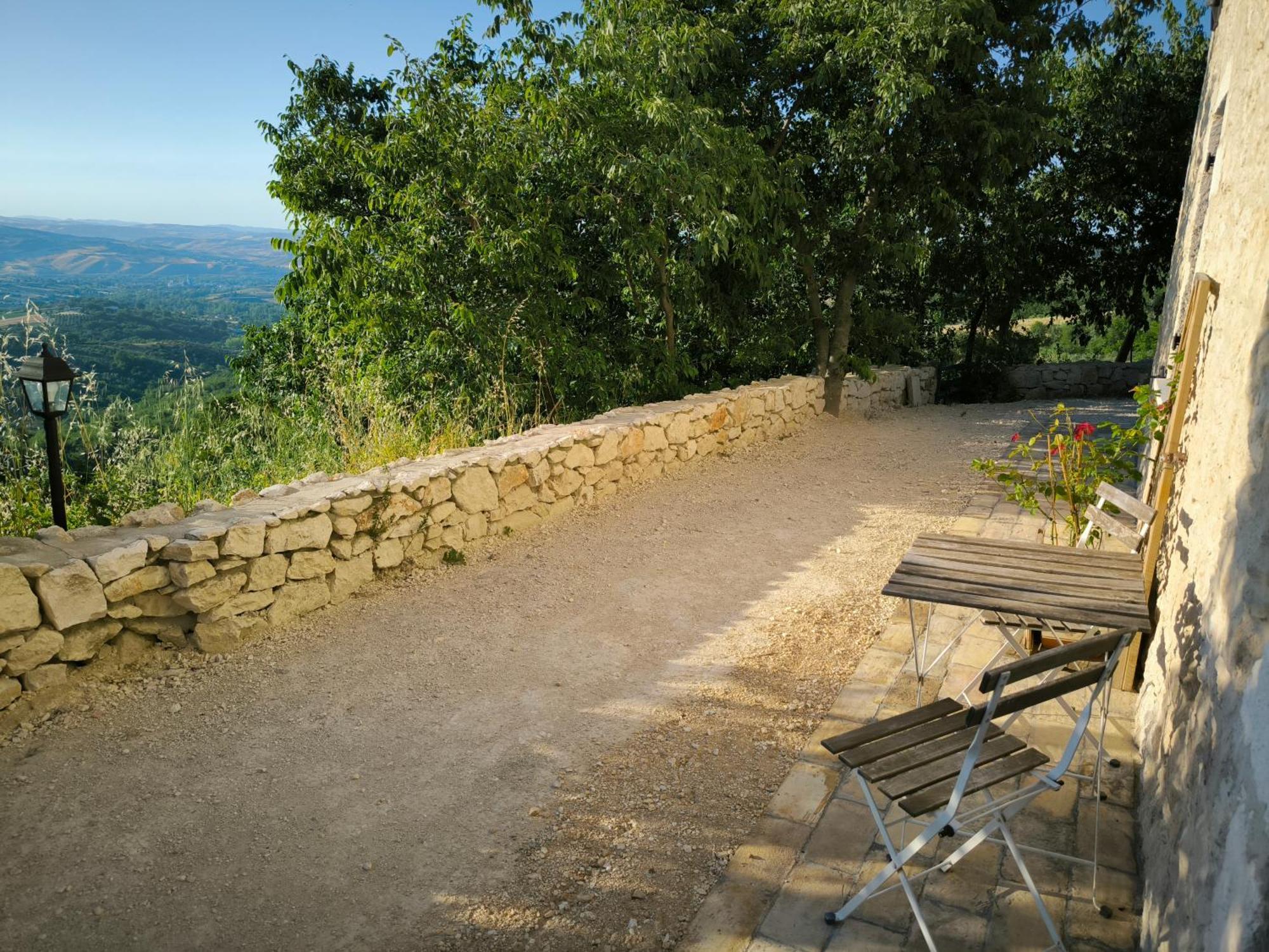 La Casa Dalle Finestre Blu Abbateggio ภายนอก รูปภาพ